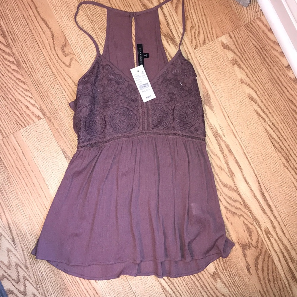 Kendall and Kylie tank